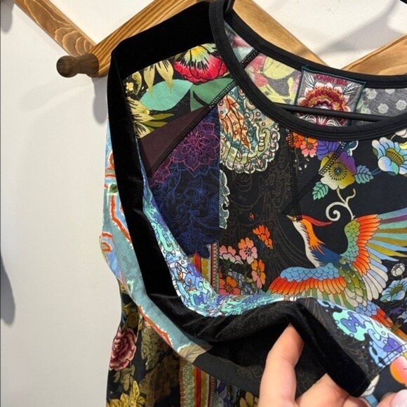 Johnny Was Black Dreamer Velvet Mix Sweatshirt. - Picture 7 of 7